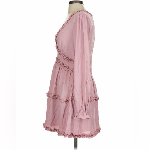 Francesca’s mi Ami Blush Pink Ruffle V-Neck Long Sleeve Mini Dress - Picture 7 of 9